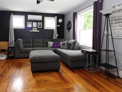 204 Vimy Road, Bible Hill, NS - Indoor Photo Showing Living Room