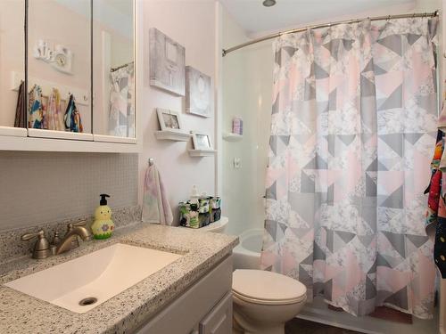 204 Vimy Road, Bible Hill, NS - Indoor Photo Showing Bathroom
