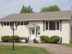 32 Swan Crescent  Halifax, NS B3M 1T6