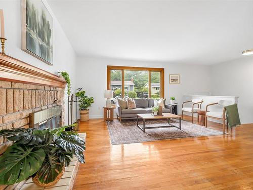 32 Swan Crescent, Halifax, NS - Indoor With Fireplace