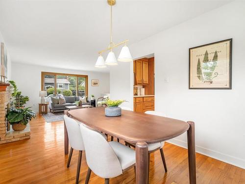 32 Swan Crescent, Halifax, NS - Indoor Photo Showing Living Room