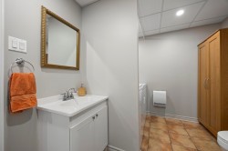 Powder room - 