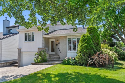 15963 Rue Bellerive  Montréal (Rivière-Des-Prairies/Pointe-Aux-Trembles), QC H1A 5A3