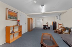 Family Room - 