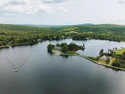 47 Pats Boulevard Sutherlands Lake, NS B0M 1M0