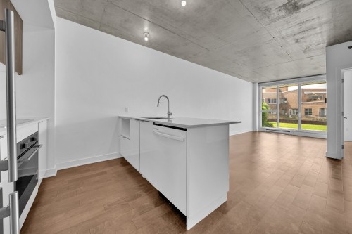 Kitchen - 307-4599 Av. Clanranald, Montréal (Côte-Des-Neiges/Notre-Dame-De-Grâce), QC - Indoor