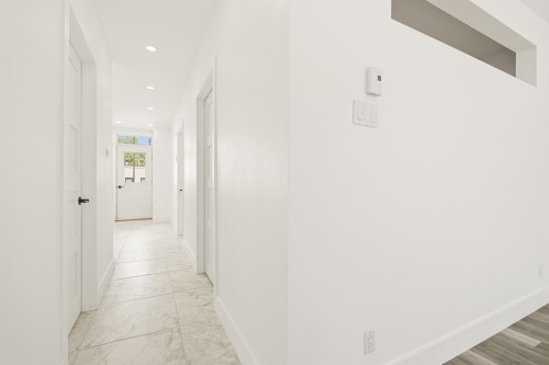 Corridor - 3722 Rue Gertrude, Montréal (Verdun/Île-Des-Soeurs), QC - Indoor Photo Showing Other Room