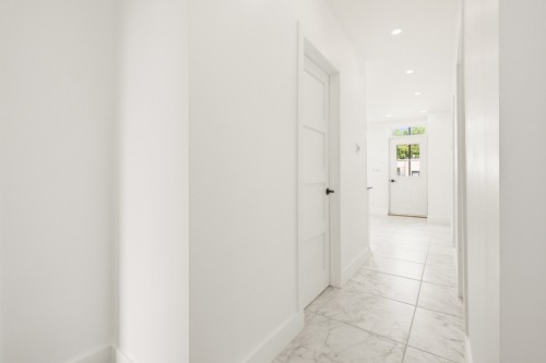 Corridor - 3722 Rue Gertrude, Montréal (Verdun/Île-Des-Soeurs), QC - Indoor Photo Showing Other Room