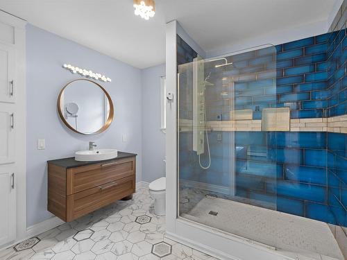 53 Parkside Drive, Charlottetown, PE - Indoor Photo Showing Bathroom