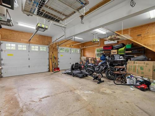 53 Parkside Drive, Charlottetown, PE - Indoor Photo Showing Garage