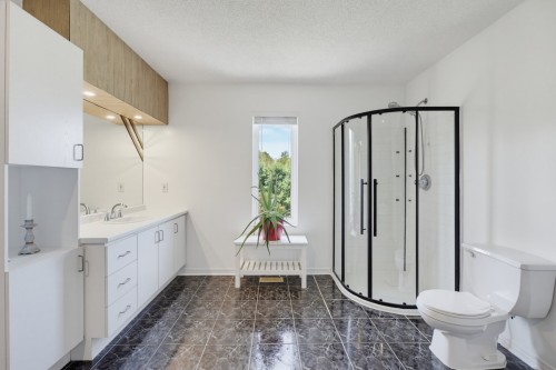 Salle de bains - 401 Ch. Lamarche, L'Ange-Gardien, QC - Indoor Photo Showing Bathroom