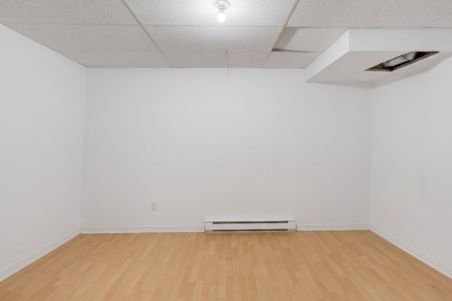 Bureau - 401 Ch. Lamarche, L'Ange-Gardien, QC - Indoor Photo Showing Other Room
