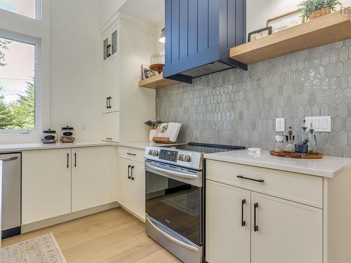 37 Amac Lane, Hatchet Lake, NS - Indoor Photo Showing Kitchen