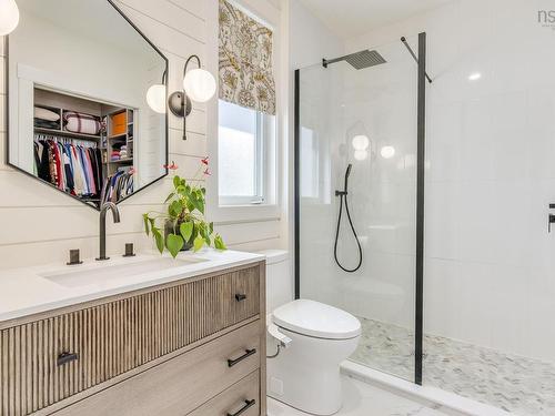 37 Amac Lane, Hatchet Lake, NS - Indoor Photo Showing Bathroom