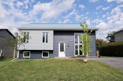 916 Rue Levac  Salaberry-De-Valleyfield, QC J6S 6S8