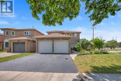 2 MURKAR CRESCENT  Whitby (Blue Grass Meadows), ON L1N 8Y4