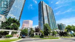 707 - 15 GREENVIEW AVENUE  Toronto, ON M2M 4M7