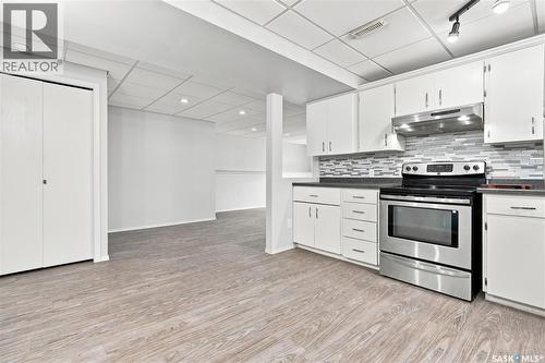 205 Imperial Street, Saskatoon, SK - Indoor Photo Showing Kitchen