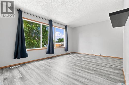 205 Imperial Street, Saskatoon, SK - Indoor Photo Showing Other Room