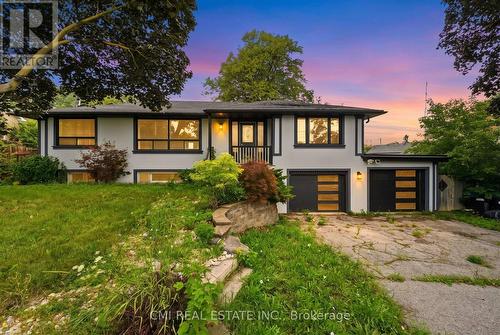 194 SIMCOE ROAD  Bradford West Gwillimbury, ON L3Z 1Y9