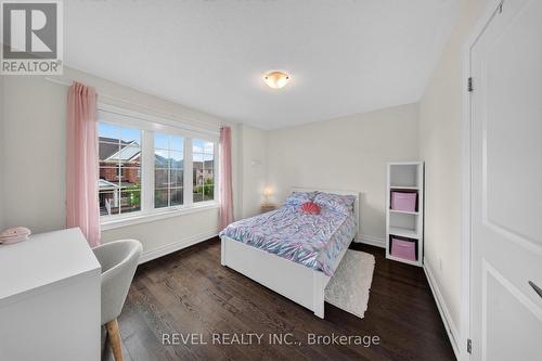 455 Ramsey Place, Milton, ON - Indoor Photo Showing Bedroom