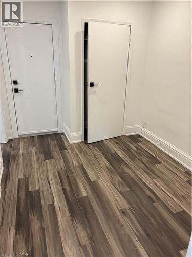 1090 Cannon Street E Unit# 2, Hamilton, ON - Indoor Photo Showing Other Room