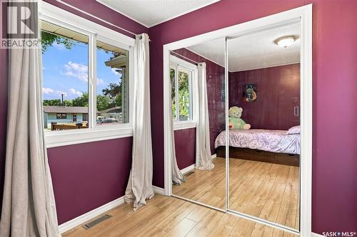 503 P Avenue N, Saskatoon, SK - Indoor Photo Showing Bedroom