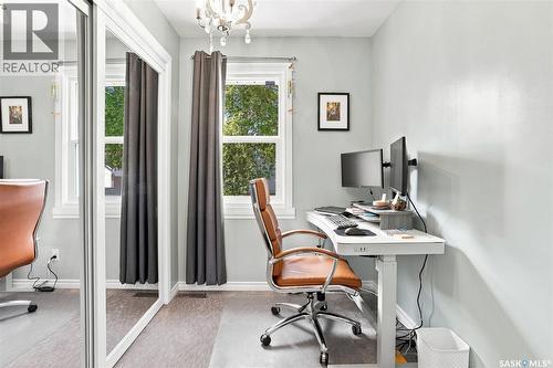 503 P Avenue N, Saskatoon, SK - Indoor Photo Showing Office
