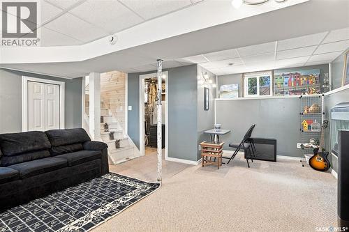 503 P Avenue N, Saskatoon, SK - Indoor