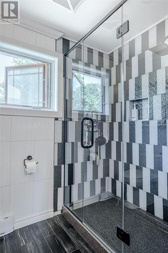 10 Browne Crescent, St. John'S, NL - Indoor Photo Showing Bathroom