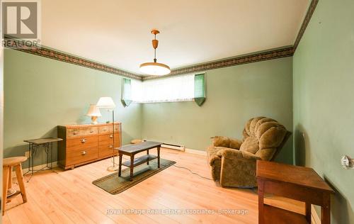 27 Rothsay Avenue, Kitchener, ON - Indoor