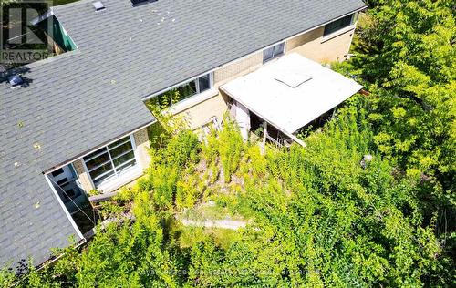 27 Rothsay Avenue, Kitchener, ON - Outdoor