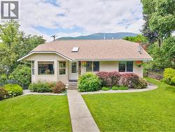 1007 Hoover Street  Nelson, BC V1L 4X9