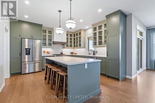 3 Hemlock Crescent, Aylmer, ON - Indoor Photo Showing Kitchen With Upgraded Kitchen