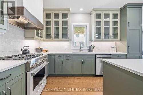 3 Hemlock Crescent, Aylmer, ON - Indoor Photo Showing Kitchen With Upgraded Kitchen
