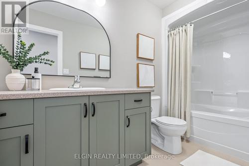 3 Hemlock Crescent, Aylmer, ON - Indoor Photo Showing Bathroom