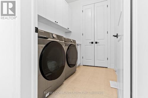 2879 Foxden Square, Pickering, ON - Indoor Photo Showing Laundry Room