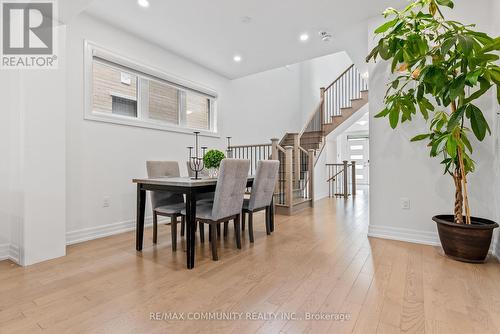 2879 Foxden Square, Pickering, ON - Indoor Photo Showing Dining Room