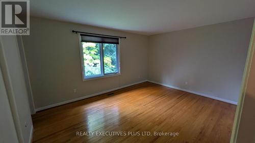 1443 Birchwood Drive, Mississauga, ON - Indoor Photo Showing Other Room