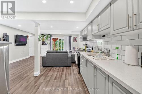 114 Mincing Trail, Brampton, ON - Indoor Photo Showing Kitchen
