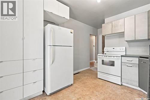 1401 10Th Street E, Saskatoon, SK - Indoor Photo Showing Kitchen