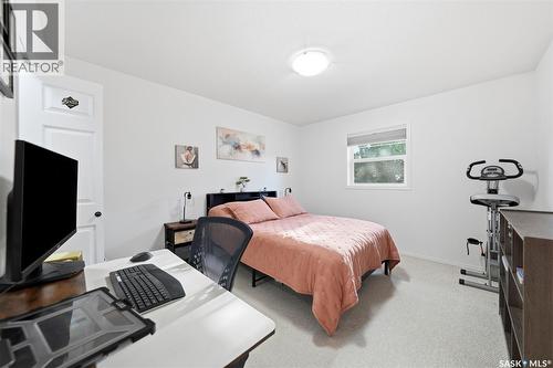 204D 141 105Th Street W, Saskatoon, SK - Indoor Photo Showing Bedroom