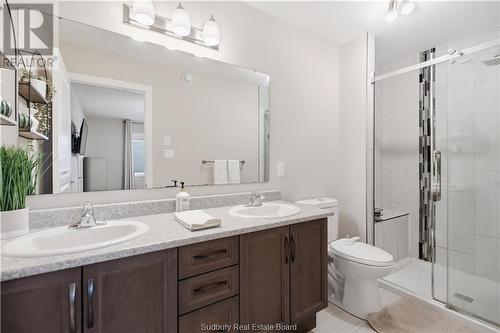 1663 Meadowlark Way, Val Caron, ON - Indoor Photo Showing Bathroom