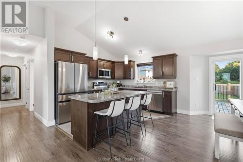 1663 Meadowlark Way, Val Caron, ON - Indoor Photo Showing Kitchen With Upgraded Kitchen