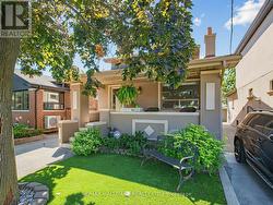 297 STRATHMORE BOULEVARD Toronto, ON M4J 1P9
