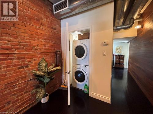 301 JAMES Street N Unit# Upper , Hamilton, Ontario L8R 2L4 5