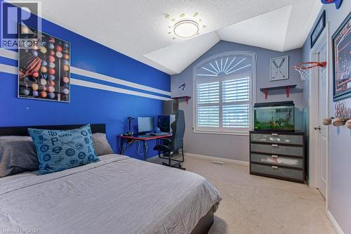 76 Ruhl Drive S, Milton, ON - Indoor Photo Showing Bedroom