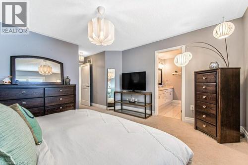 76 Ruhl Drive S, Milton, ON - Indoor Photo Showing Bedroom
