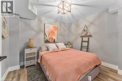 76 Ruhl Drive S, Milton, ON - Indoor Photo Showing Bedroom
