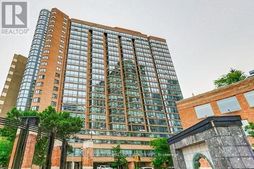 407 - 1055 BAY STREET  Toronto, ON M5S 3A3